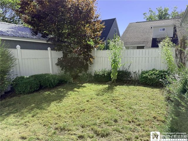 44 Spruce Street, Jamestown, NY 14701