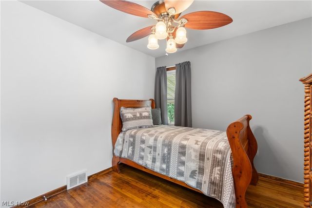 8123 Lanyard Drive, Parma, OH 44129