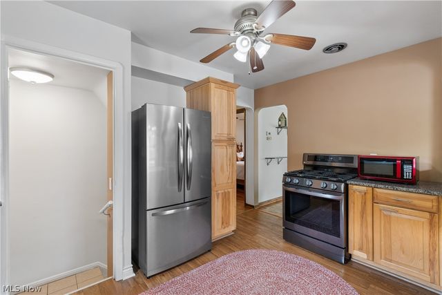 8123 Lanyard Drive, Parma, OH 44129