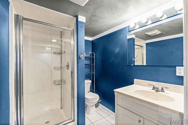 9319 Lenard Court, St Louis, MO 63123