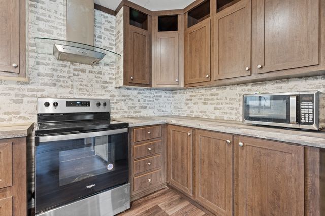 265 Richard Lane, Azle, TX 76020