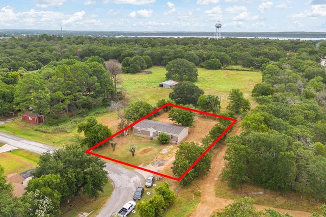 265 Richard Lane, Azle, TX 76020
