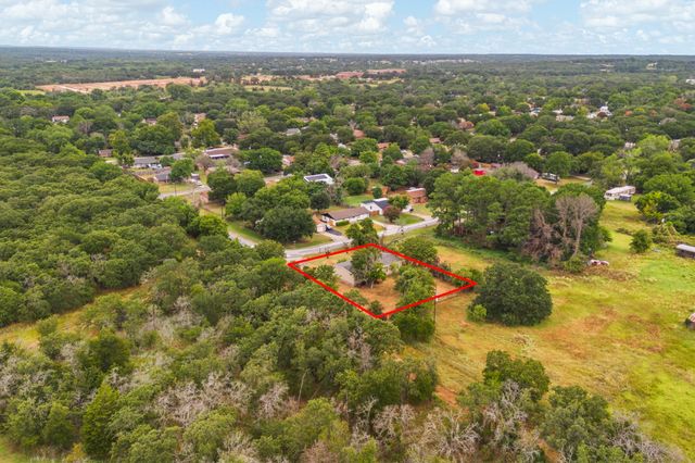 265 Richard Lane, Azle, TX 76020