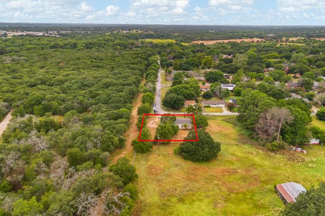 265 Richard Lane, Azle, TX 76020