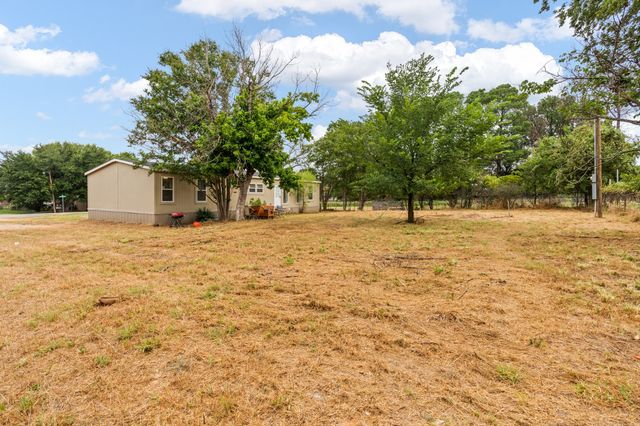 265 Richard Lane, Azle, TX 76020