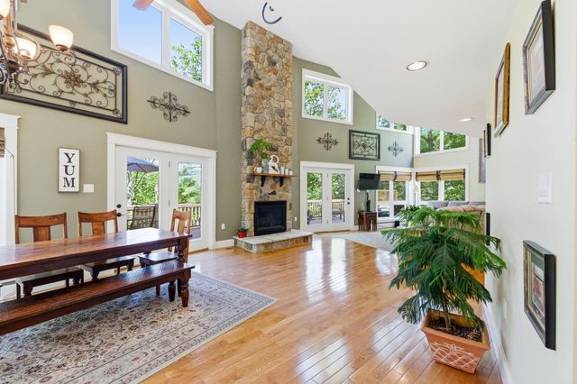 167 WILLIAMS LN, Basye, VA 22810