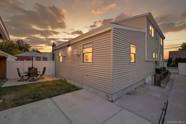 2383 Riverside Drive, Wantagh, NY 11793