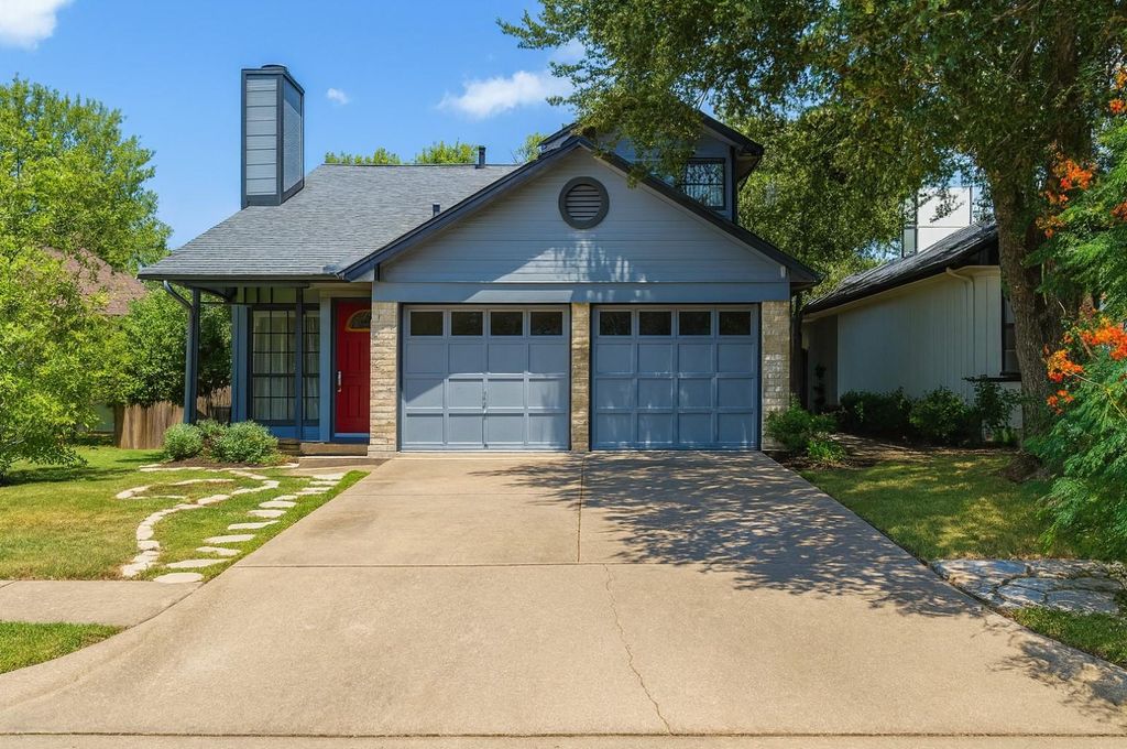 2318 Dowd LN, Austin, TX 78728