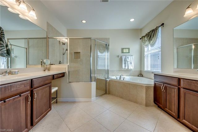 2616 Maraval CT, Cape Coral, FL 33991