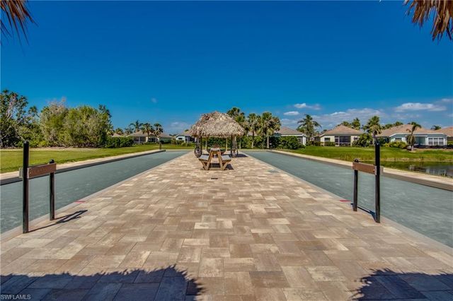 2616 Maraval CT, Cape Coral, FL 33991