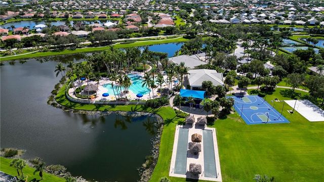 2616 Maraval CT, Cape Coral, FL 33991