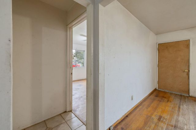 215 Lombardy Lane, Lemoore, CA 93245