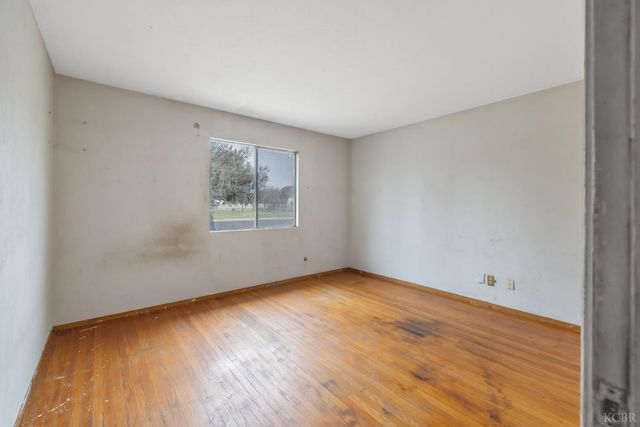 215 Lombardy Lane, Lemoore, CA 93245