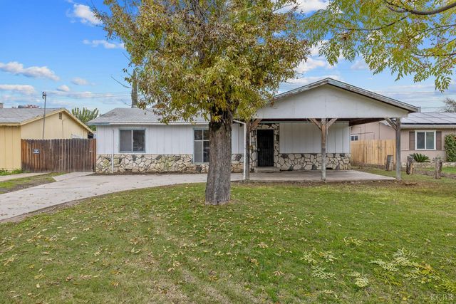 215 Lombardy Lane, Lemoore, CA 93245