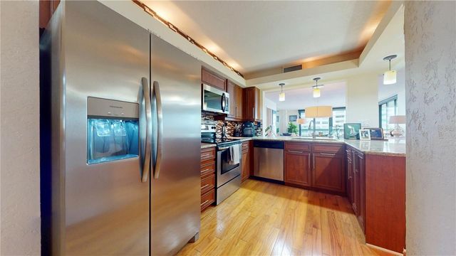 2413 BAYSHORE BOULEVARD 803, Tampa, FL 33629