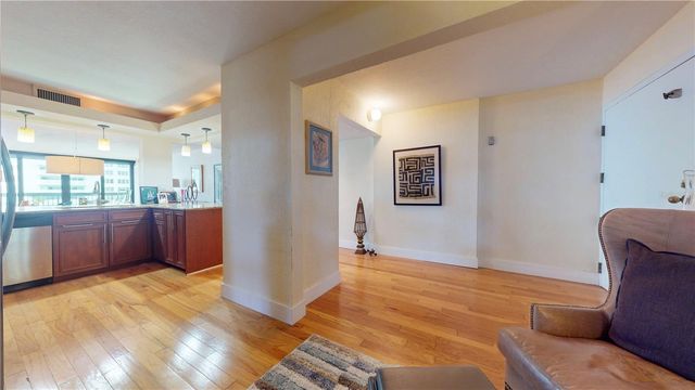 2413 BAYSHORE BOULEVARD 803, Tampa, FL 33629