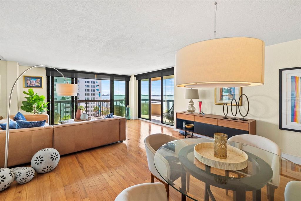 Image 19 of property listing at 2413 BAYSHORE BOULEVARD 803, Tampa, FL 33629