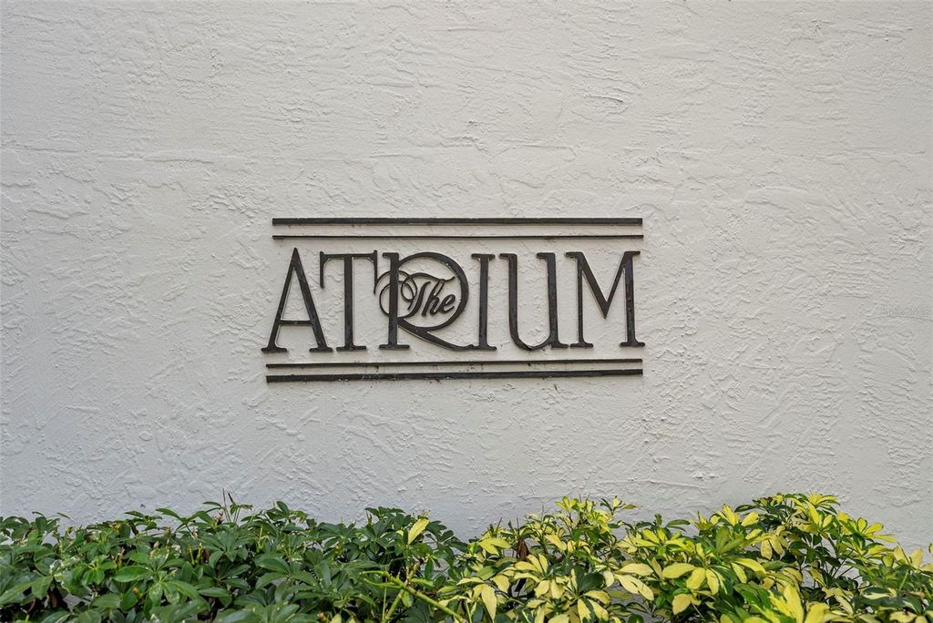 Image 3 of property listing at 2413 BAYSHORE BOULEVARD 803, Tampa, FL 33629