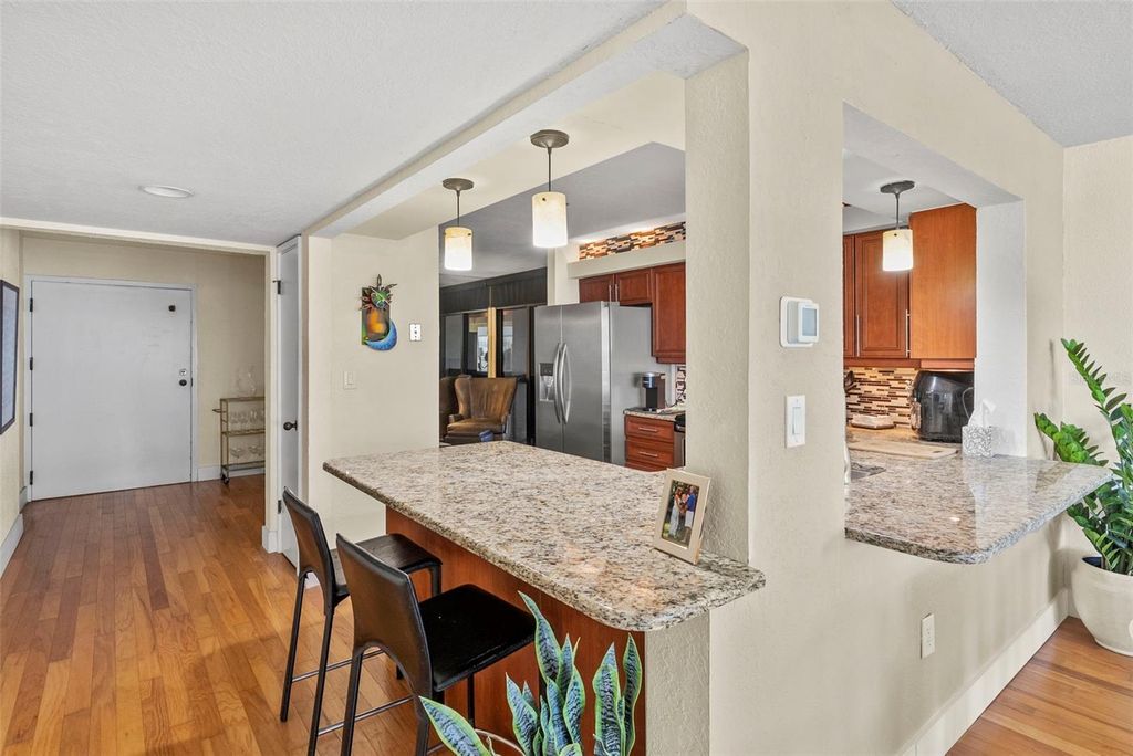 Image 31 of property listing at 2413 BAYSHORE BOULEVARD 803, Tampa, FL 33629