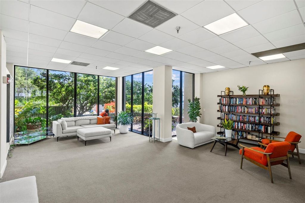 Image 77 of property listing at 2413 BAYSHORE BOULEVARD 803, Tampa, FL 33629