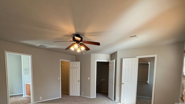 15818 TURFWAY PARK, Selma, TX 78154