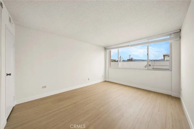 421 La Fayette 726, Los Angeles, CA 90057