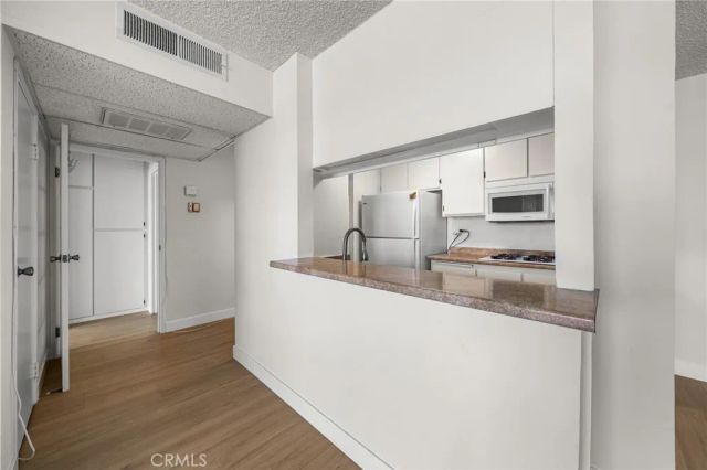 421 La Fayette 726, Los Angeles, CA 90057