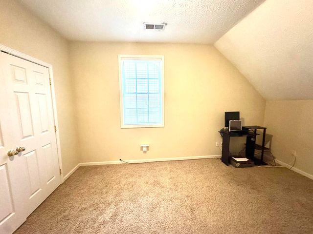 553 Newbury Way, Lexington, KY 40514