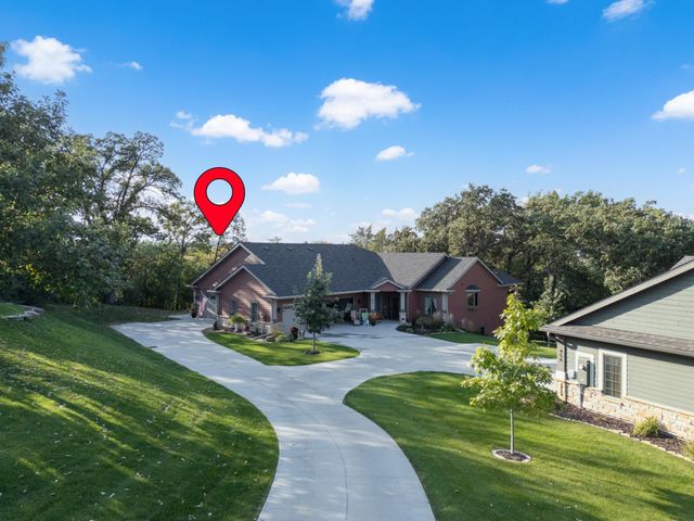 468 Panorama Circle NW, Rochester, MN 55901