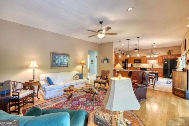 198 Riverbend Drive, Hayesville, NC 28904