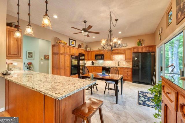 198 Riverbend Drive, Hayesville, NC 28904