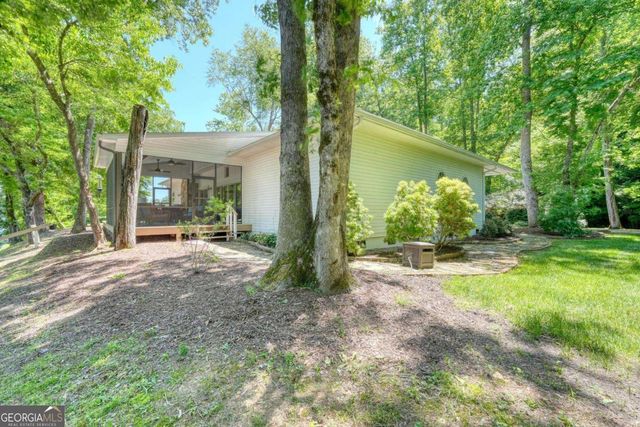 198 Riverbend Drive, Hayesville, NC 28904