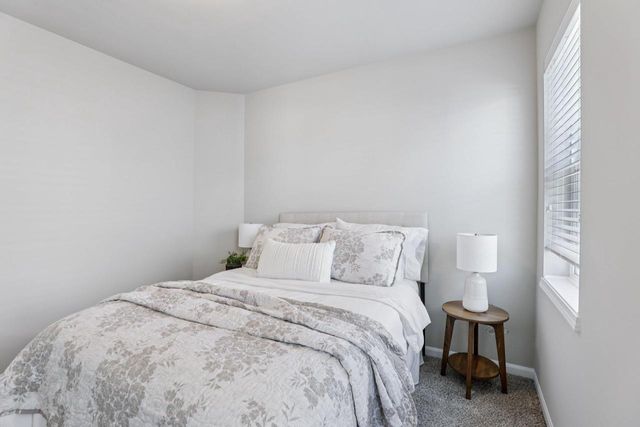 432 Crusader Point, Waunakee, WI 53597