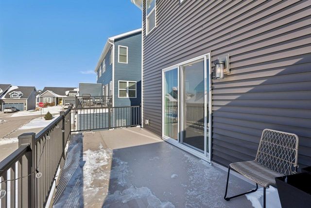 432 Crusader Point, Waunakee, WI 53597