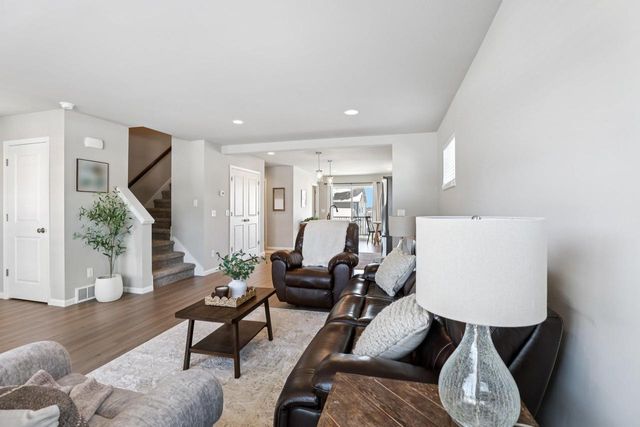 432 Crusader Point, Waunakee, WI 53597