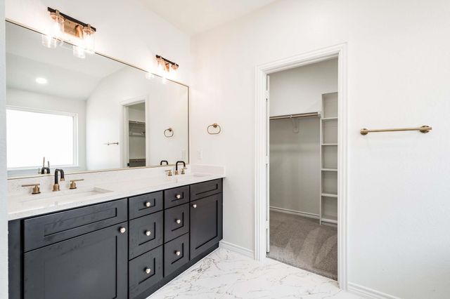 10411 Woodhill Spa Lane, Cleveland, TX 77327