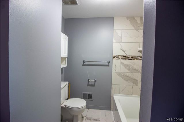 35452 Tanglewood Drive, Sterling Heights, MI 48312