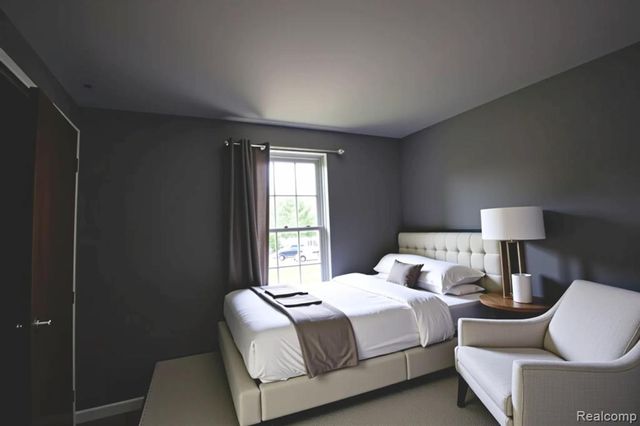 35452 Tanglewood Drive, Sterling Heights, MI 48312