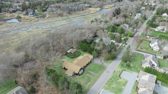 43 Halsey Road, Remsenburg, NY 11901