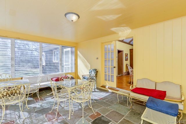 43 Halsey Road, Remsenburg, NY 11901