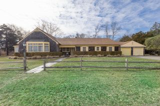 43 Halsey Road, Remsenburg, NY 11901