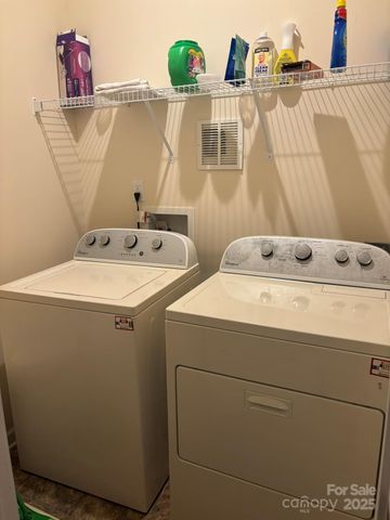 15217 Wrights Crossing Drive, Charlotte, NC 28278