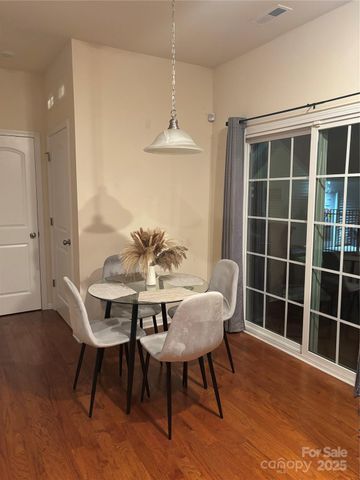 15217 Wrights Crossing Drive, Charlotte, NC 28278