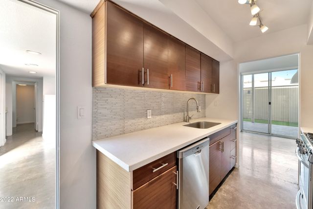 1615 E Maryland Avenue, Phoenix, AZ 85016