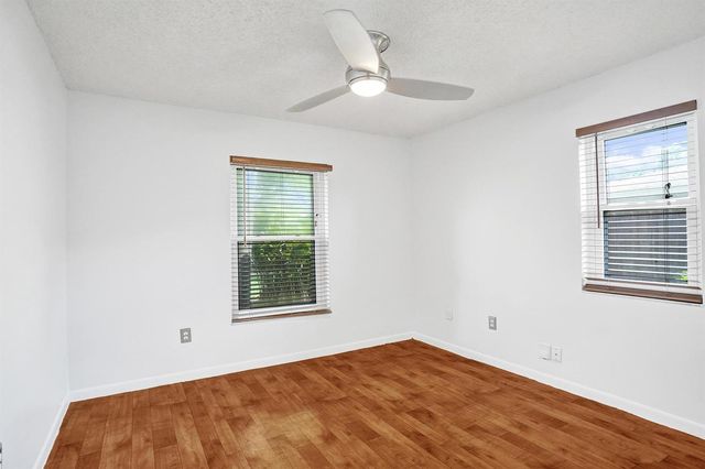 5120 SW 117th Way, Cooper City, FL 33330