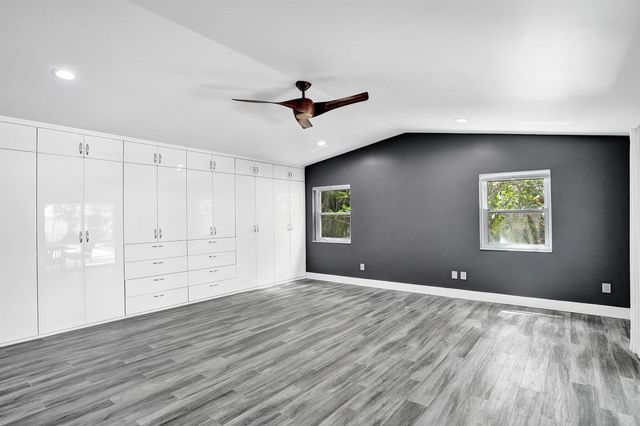 5120 SW 117th Way, Cooper City, FL 33330