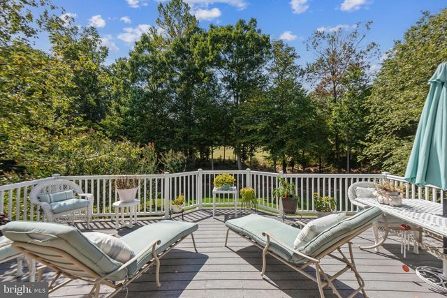 4765 CHARTER CT, Woodbridge, VA 22192