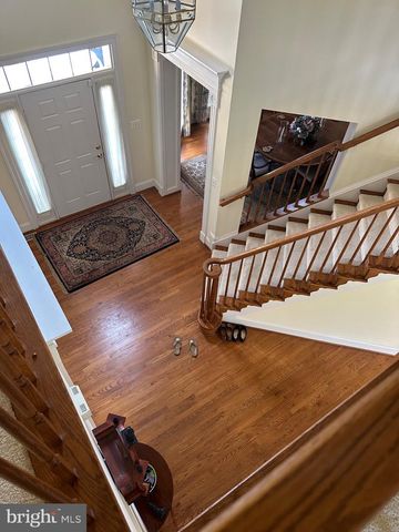 4765 CHARTER CT, Woodbridge, VA 22192