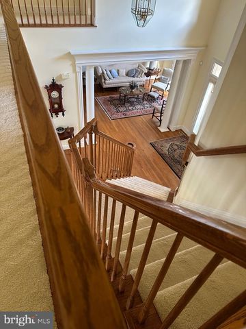 4765 CHARTER CT, Woodbridge, VA 22192