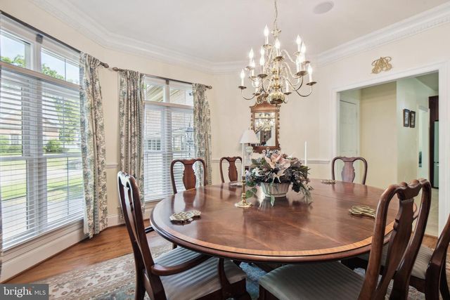 4765 CHARTER CT, Woodbridge, VA 22192